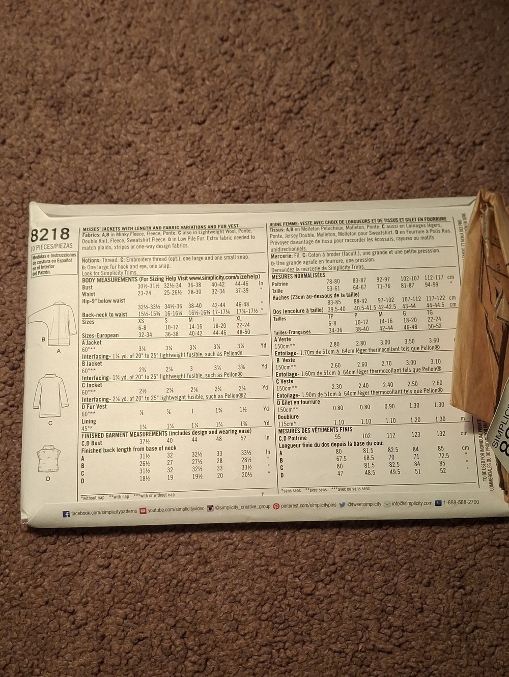 8218 Simplicity Pattern - Picture 2 of 2